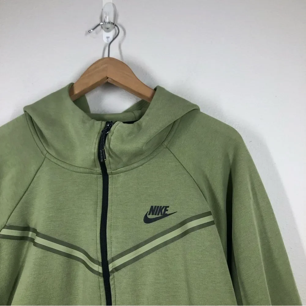 Nike Sportswear Tech Fleece Green Windrunner Hoodie Plus Size 2X DA2044-334